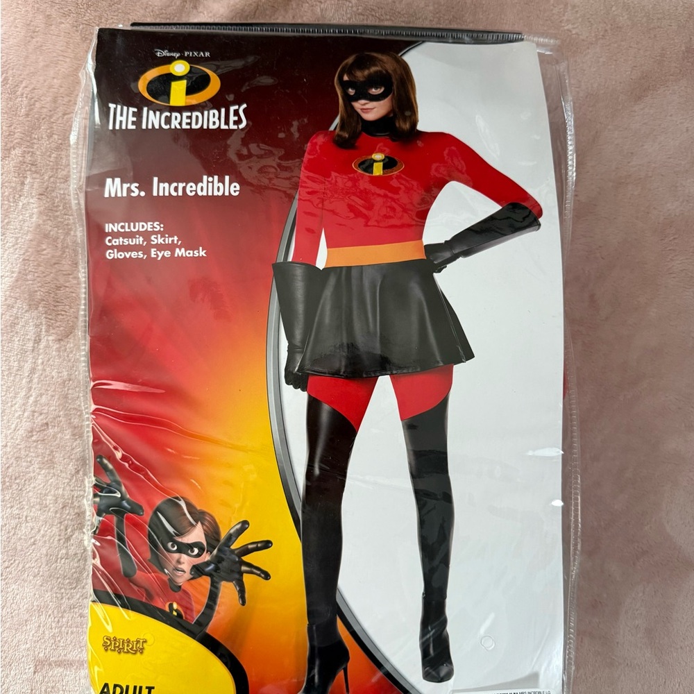 Mrs. Incredible Costume - Red and Black